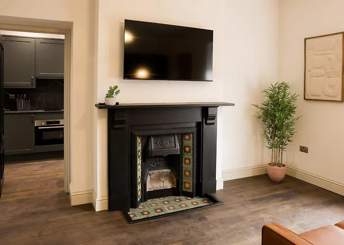 Lovely Flat On Bath Road - Flat 8